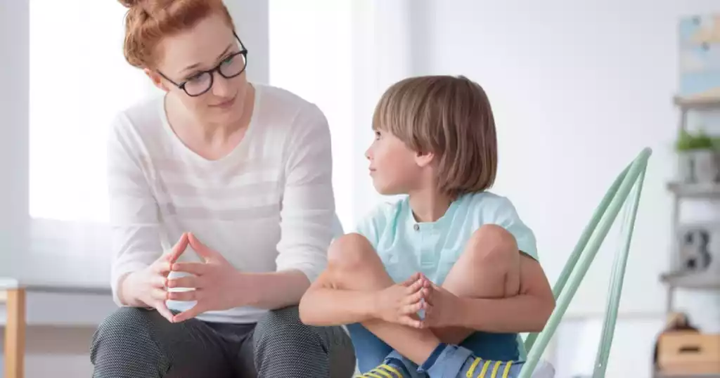 كيف أعرف أن طفلي مريض عقلي
