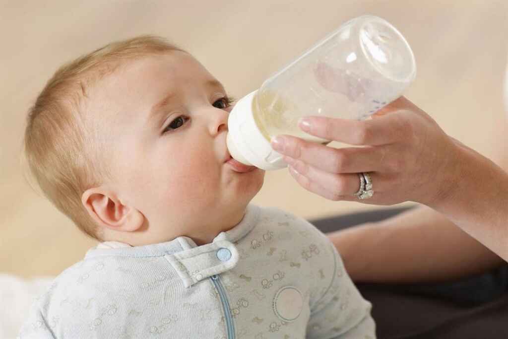 الأعشاب للرضع